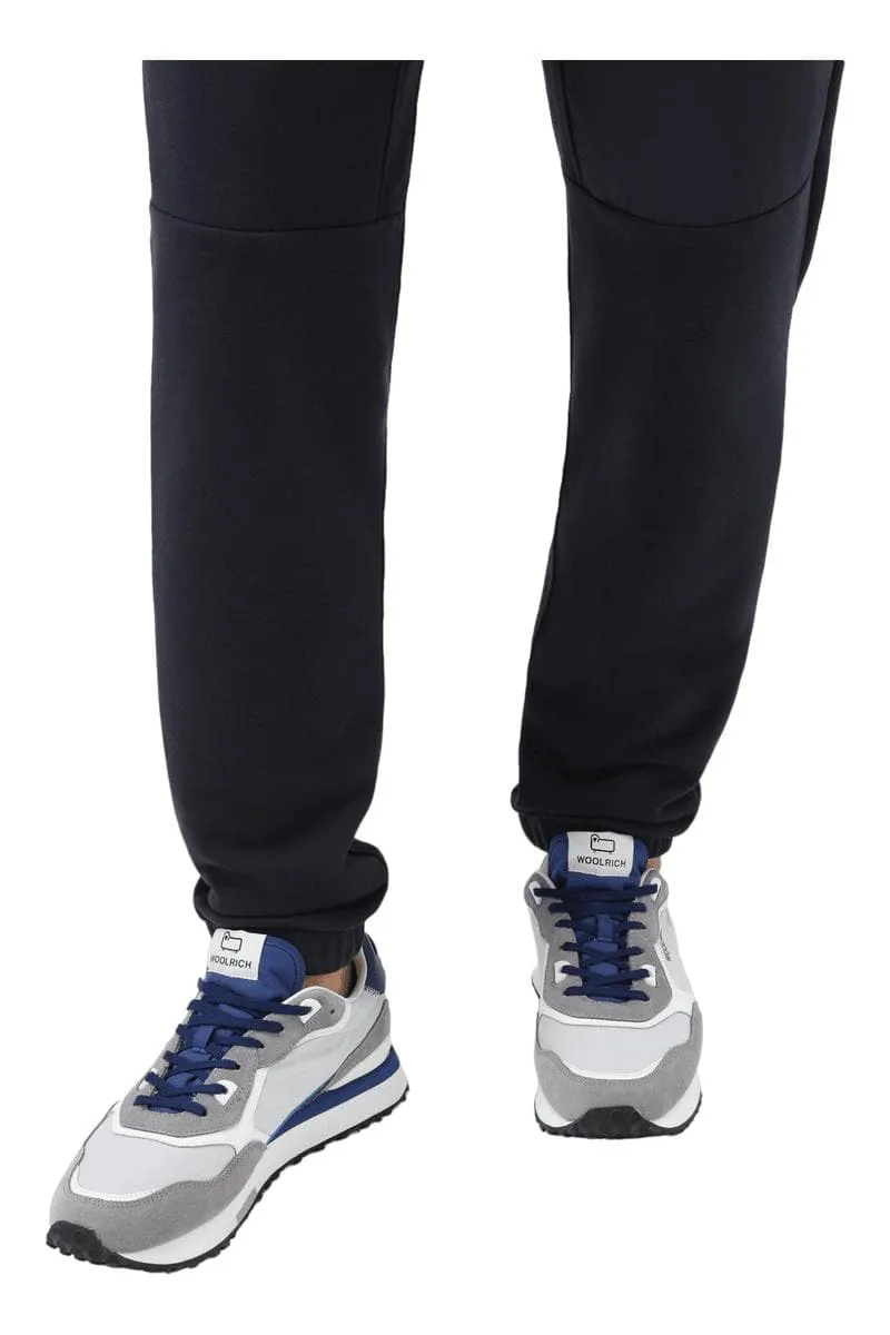 Sneakers retro in pelle con dettagli in nylon